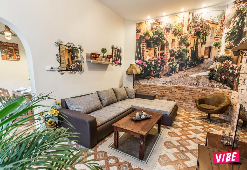 Bp Design Hotel And Apartman Budapest Esterno foto