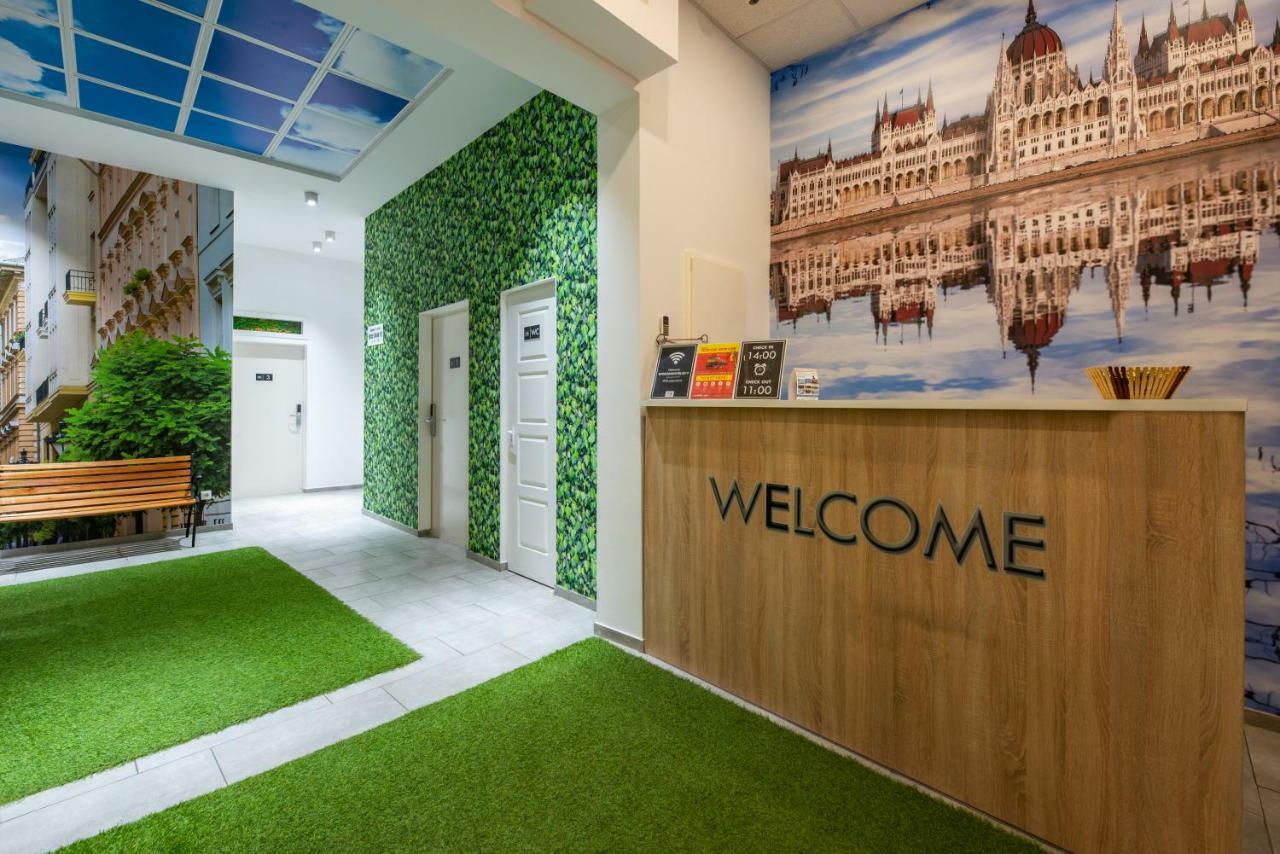 Bp Design Hotel And Apartman Budapest Esterno foto