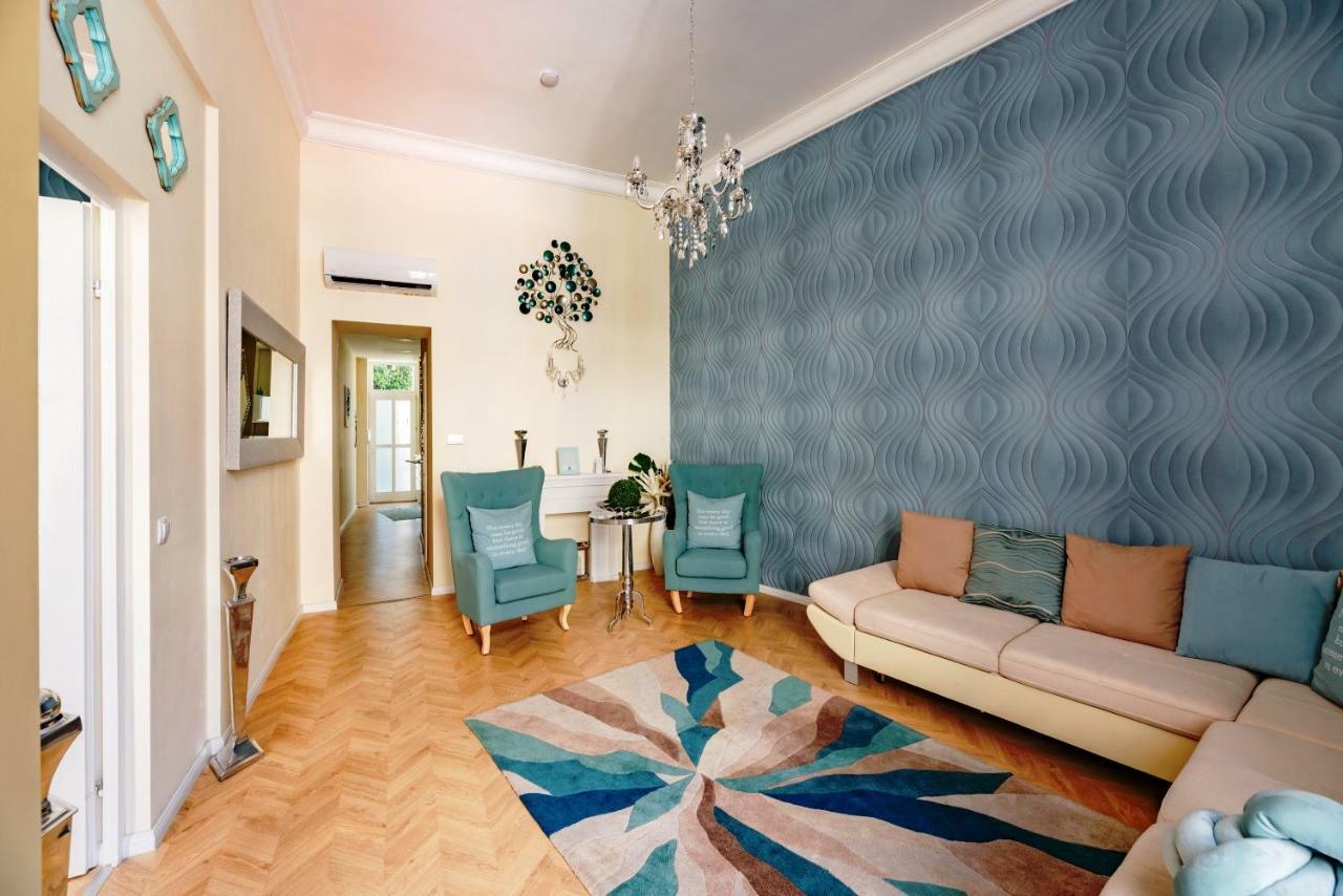 Bp Design Hotel And Apartman Budapest Esterno foto